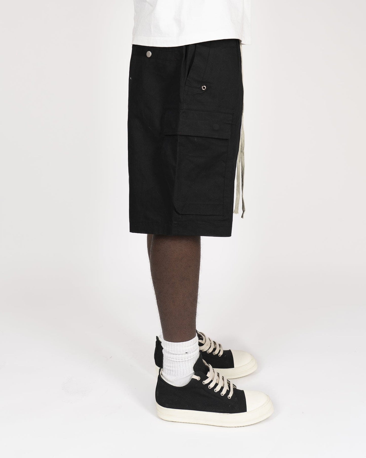 Bermuda Streetwear Neri™ | Chiusura con Zip e Dettagli a Contrasto