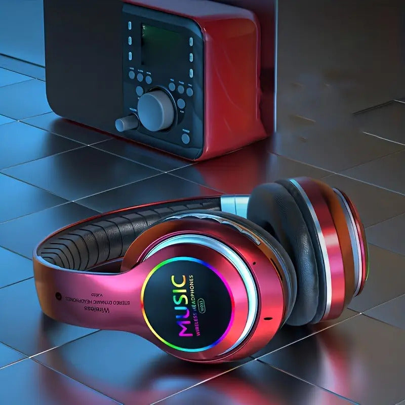 Wireless headphones with deep bass and professional microphone