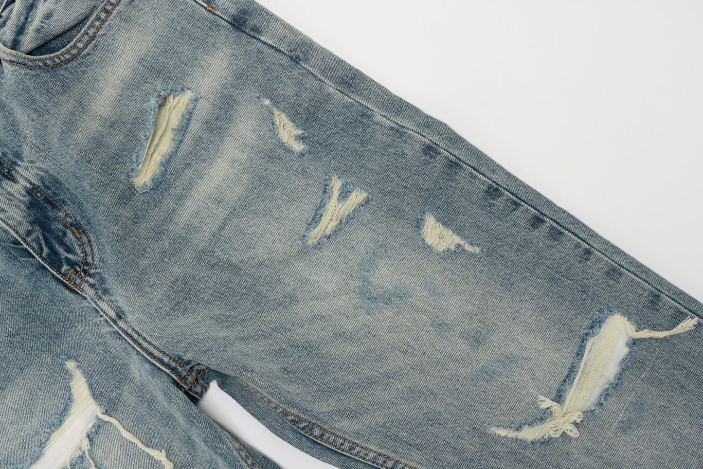 Jeans Strappati™ | Stile Streetwear in Denim Chiaro