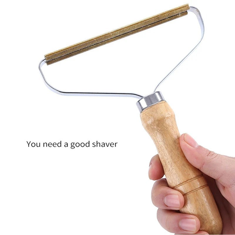 Portable brush to remove the hair of animal sofas and clothes