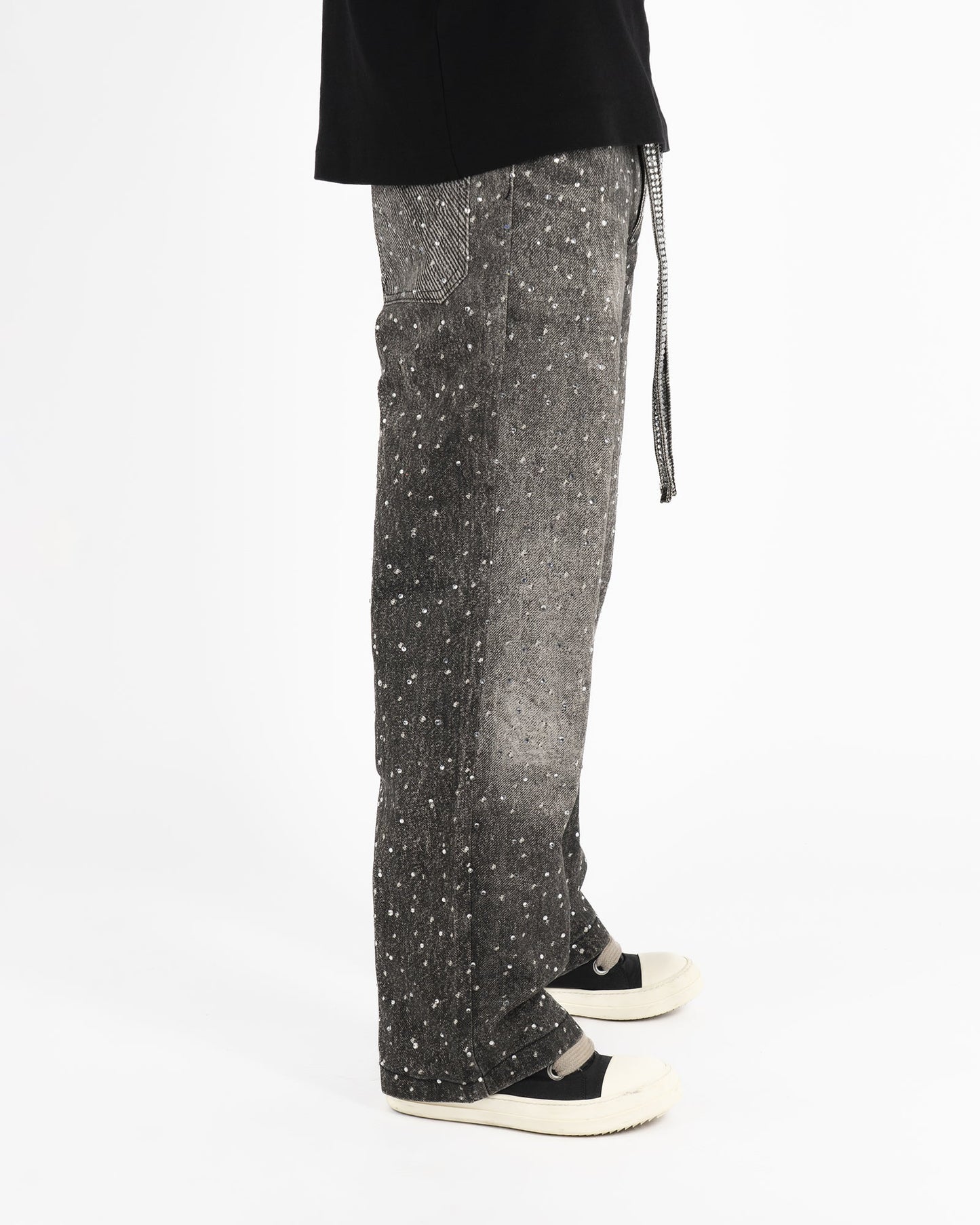 Jeans Streetwear Neri™ | Strass Brillanti e Orlo Sfrangiato