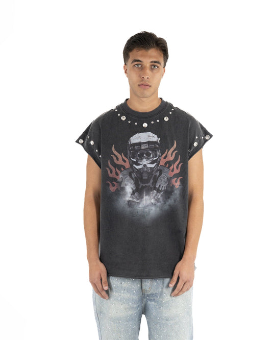 T-Shirt Nera Grafica™ | Stampa Biker con Borchie e Fiamme