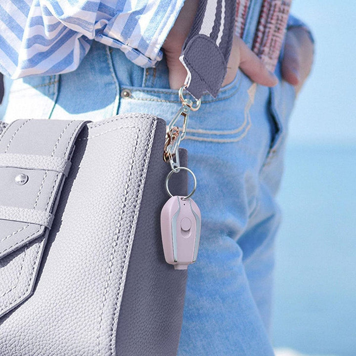 Power Bank always keychain at hand - recharge everywhere
