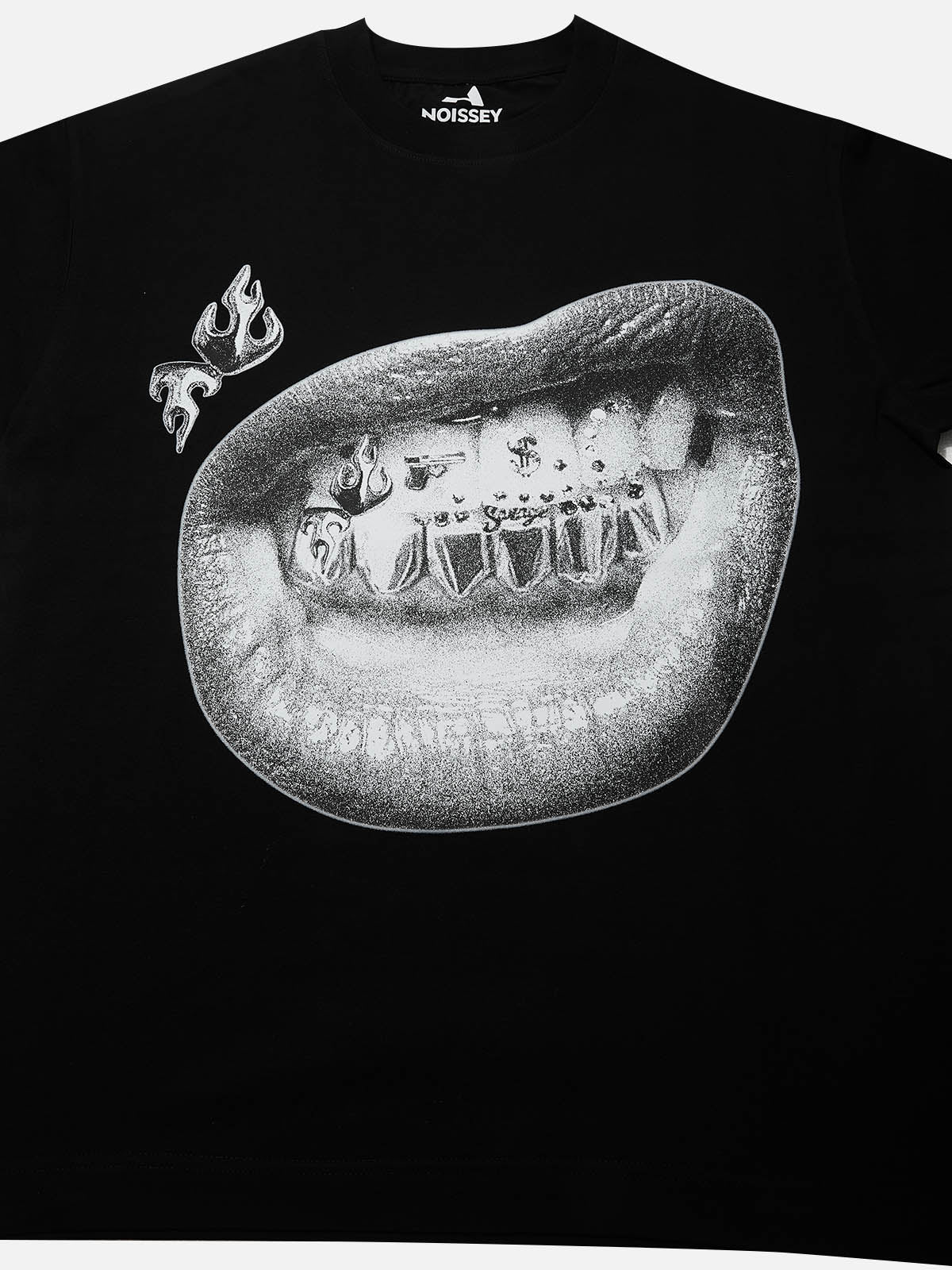 BOUNCE BACK™ | T-Shirt Streetwear con Dettagli Ricamati Labbra e Denti