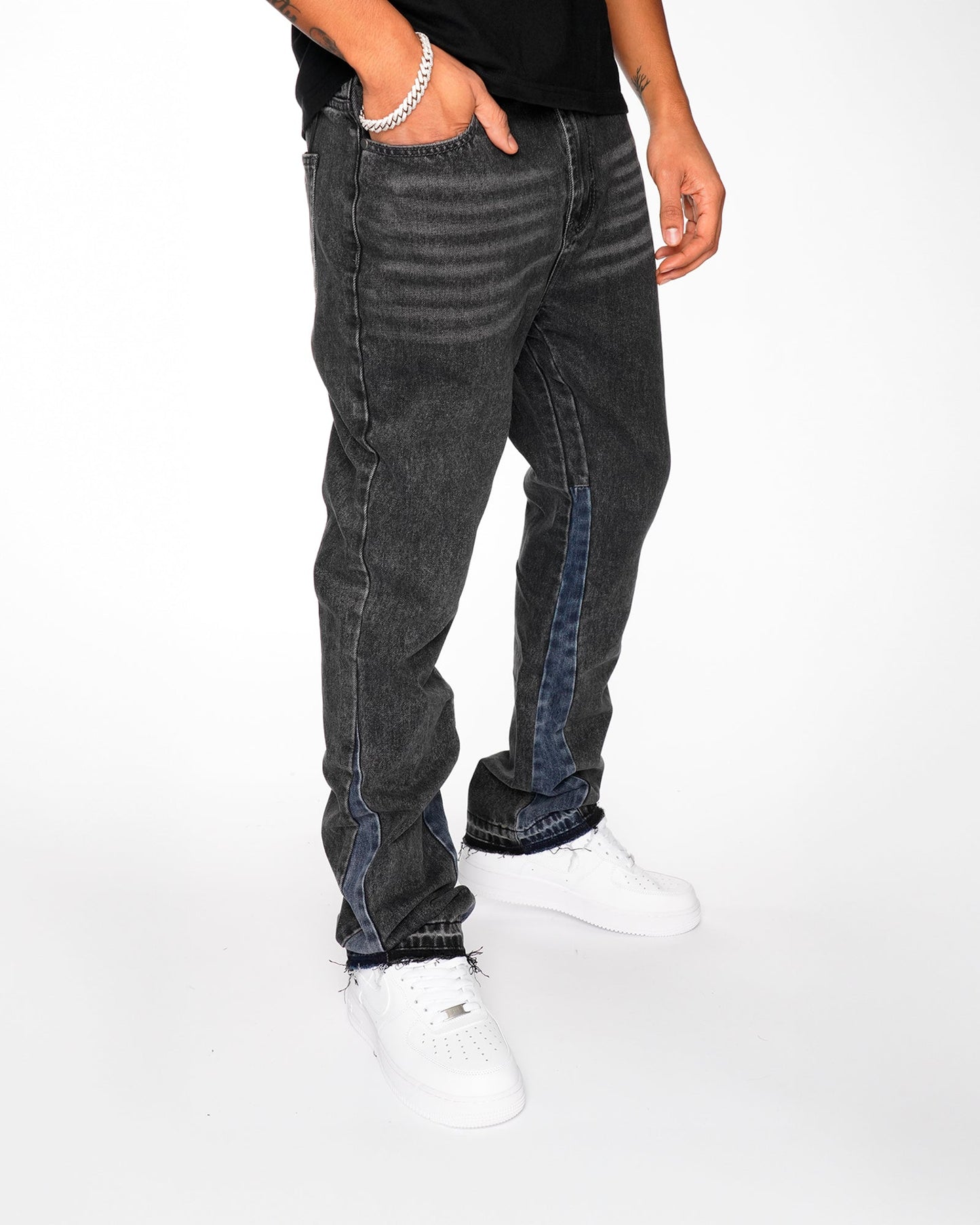 Flared Denim™ | Jeans Flare Nero con Inserti Blu