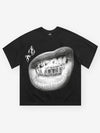 BOUNCE BACK™ | T-Shirt Streetwear con Dettagli Ricamati Labbra e Denti
