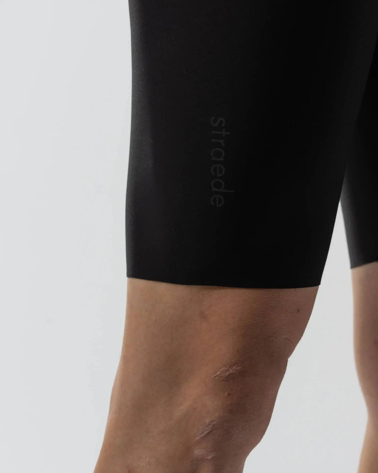 Men ™ technical shorts | BRETELLES AND PERFECT TOP