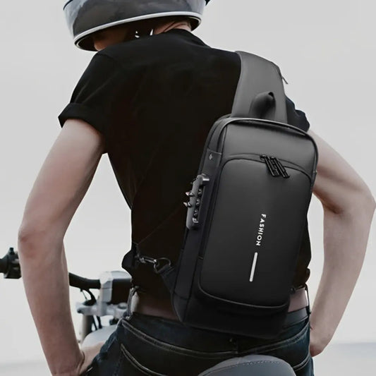 Aeroproof ™ | Waterproof anti -theft shoulder strap with USB charging