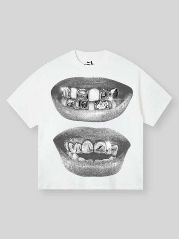 BOUNCE BACK™ | T-Shirt Streetwear con Grafica Labbra Scure e Denti Grillz