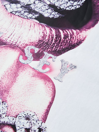 BOUNCE BACK™ | Maglia Crop Streetwear con Stampa Rosa Argento e Dettagli Diamond