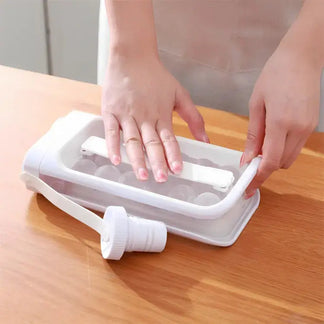 Ghiaccio Facile™ | Stampo Portatile con Beccuccio Anti-Goccia MigliorPrezzi.com