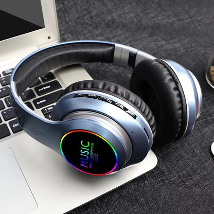 Wireless headphones with deep bass and professional microphone