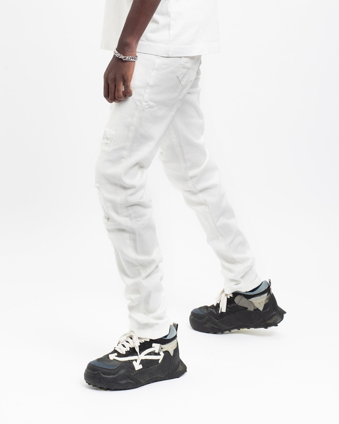 Jeans Bianchi Strappati™ | Stile Slim Fit con Dettagli Ricamati