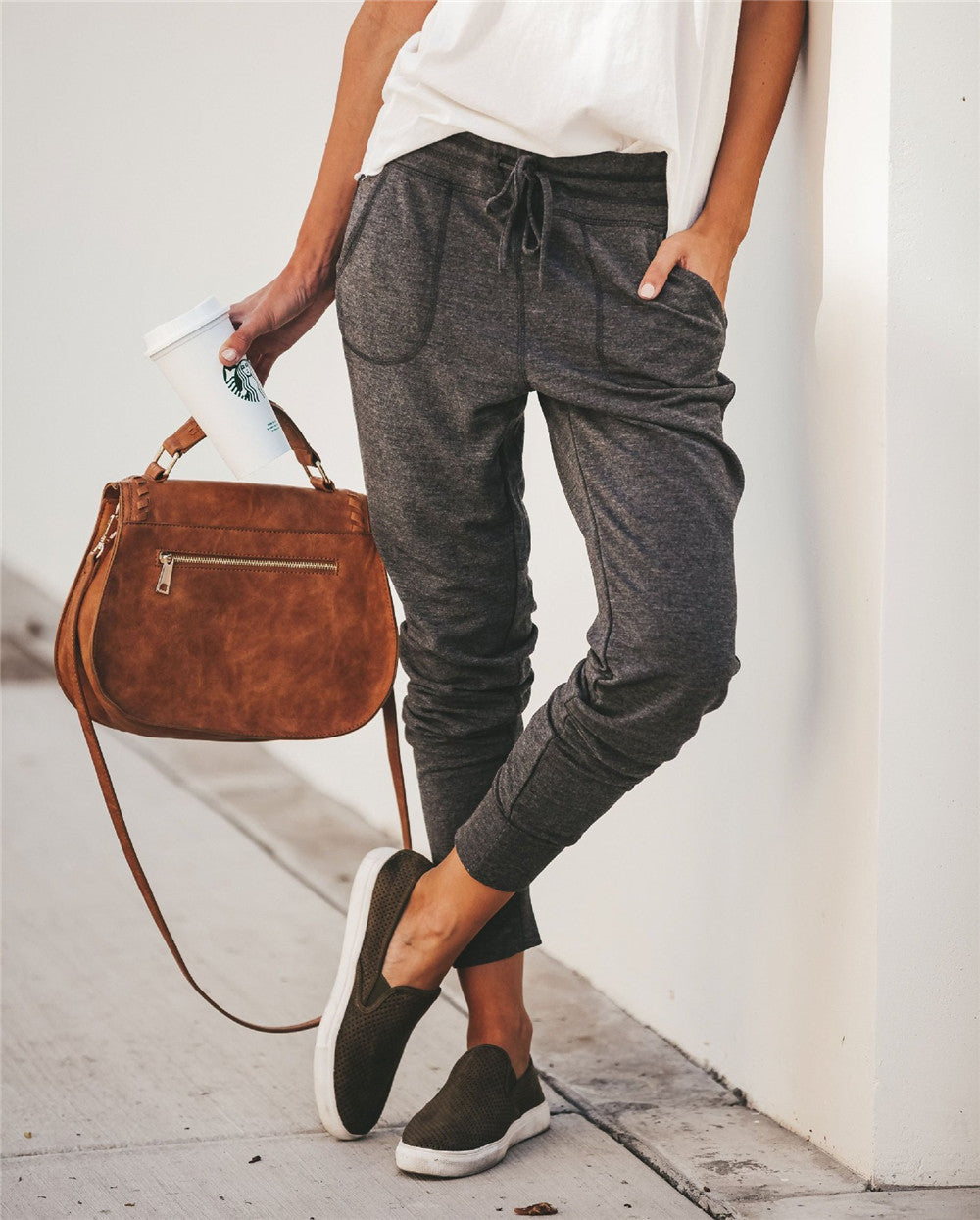 Pantaloni Tuta Donna| Vestibilità Morbida, Vita Elastica e Tasche Laterali