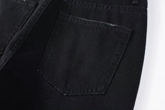 Jeans Neri Flare™ | Stile Streetwear con Dettagli a Contrasto