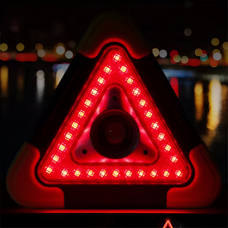 Triangular luminous light for Auto ™ | Essential security in motion