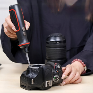 <tc>Rechargeable Electric Screwdriver with Built-in LED Light</tc>