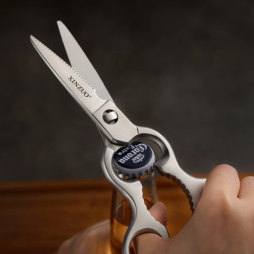 Kitchen scissors ™ | Essential handyman in the kitchen, powerful and precise
