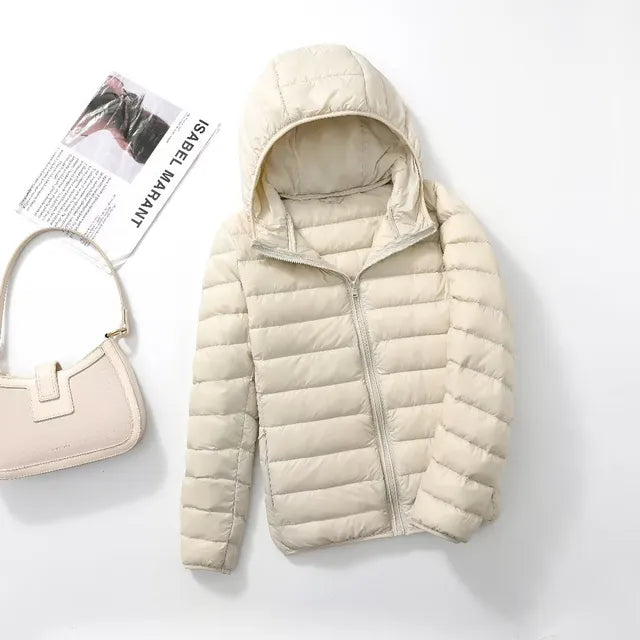 Giubbotto da donna imbottito con cappuccio – pratico, comodo e fashion