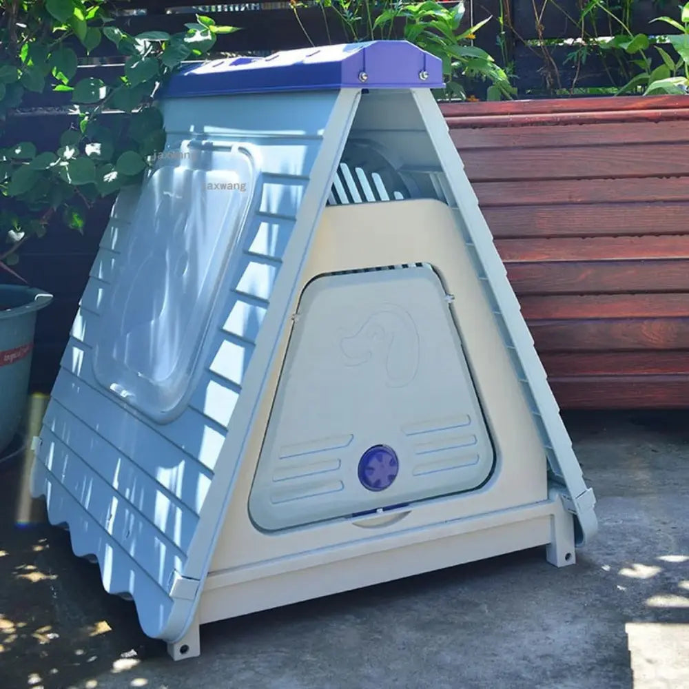 <tc>Plastic Dog House™ | Durable Shelter for All Seasons</tc>