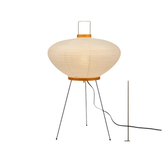Akari 10a ™ ground lamp | Timeless harmony and light art