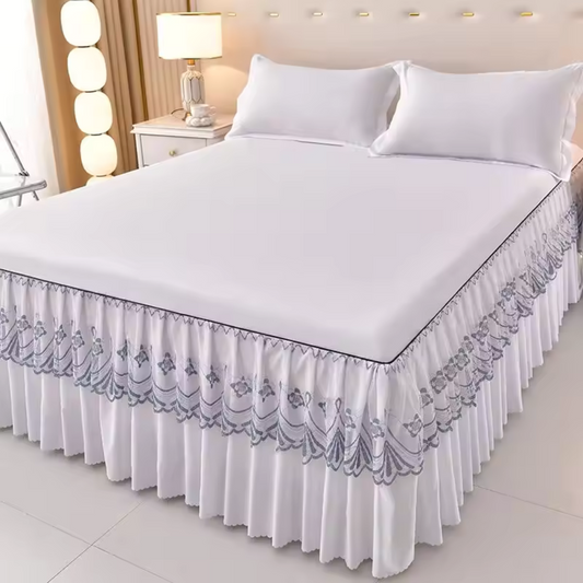 <tc>Elegant Bed Cover™ | Design Meets Practicality for Your Bedroom</tc>