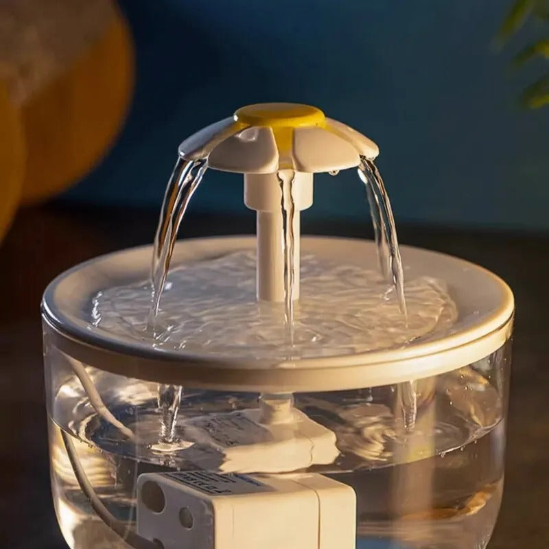 Water dispenser for cats with automatic fountain and filter