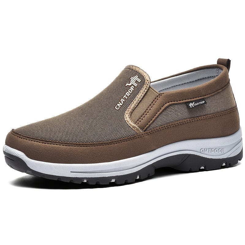 Scarpe Comode Antiscivolo Uomo™ | Leggerezza e Grip per Tutte le Occasioni