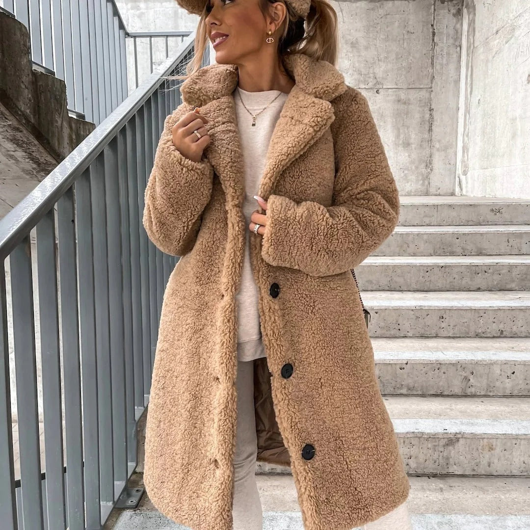 Cappotto teddy donna lungo con bottoni – caldo e morbido per l’inverno