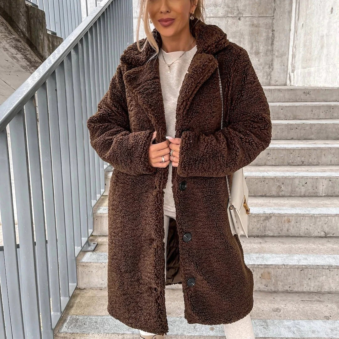 Cappotto teddy donna lungo con bottoni – caldo e morbido per l’inverno