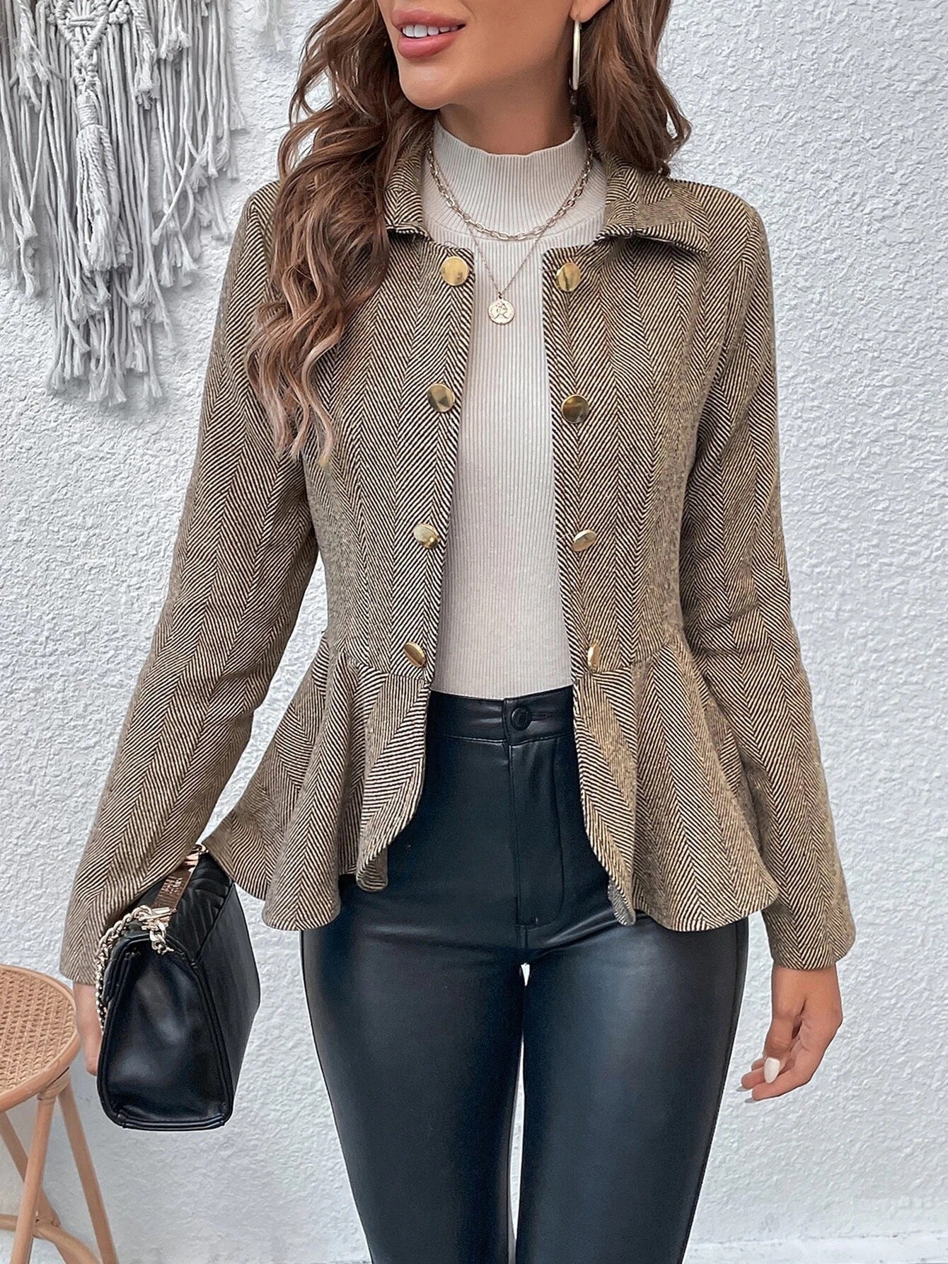 Giacca Elegante Donna | Vestibilità Slim, Tessuto Jacquard e Taglio Peplo