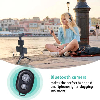 Photos and video kit for smartphones with three-to-see and microphone